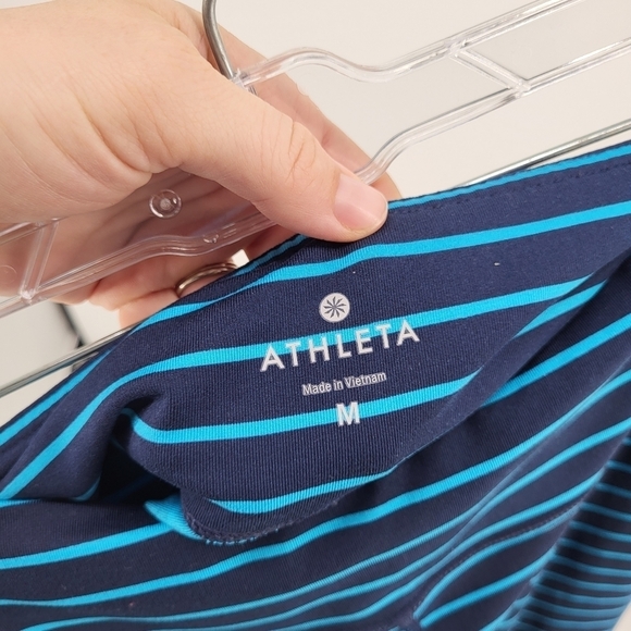 Athleta Chaturanga Crop Capri High Rise Leggings Striped Blue Medium - Picture 4 of 9